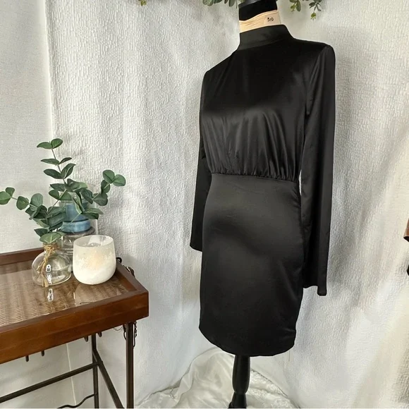 NWT Commense Satin Mock Neck Tie Back Black Short Dress Size Medium - Picture 1 of 13